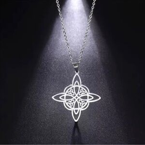 Silver Celtic Knot Pendant Necklace
